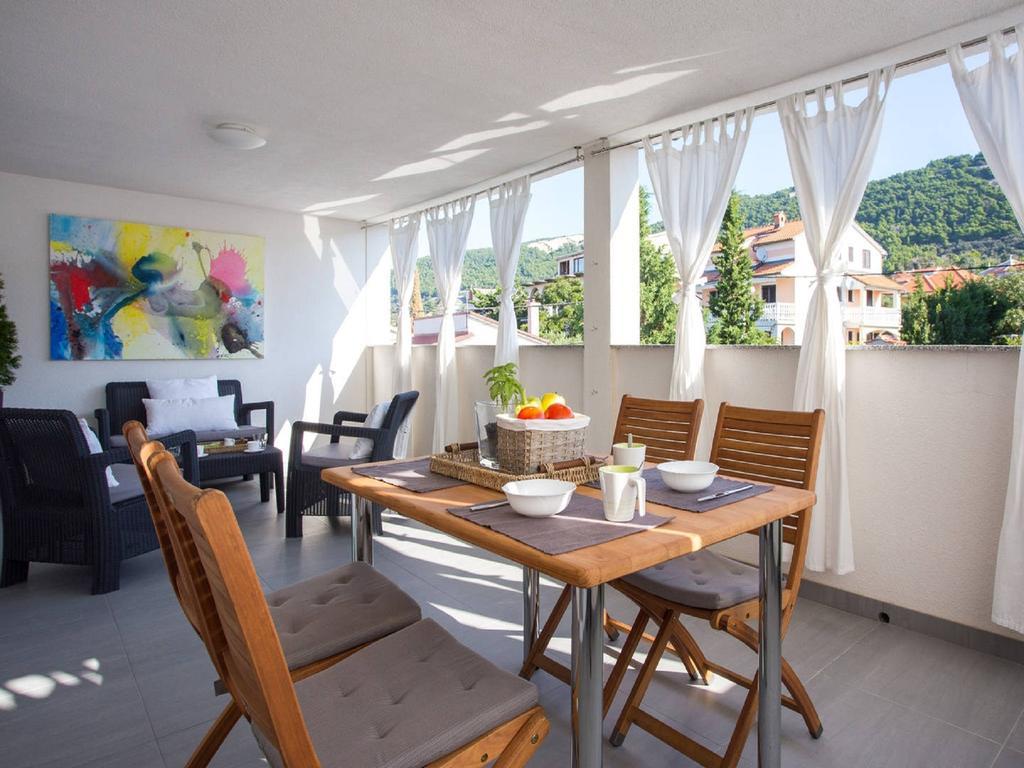 Guest House Mazuth Banjol Eksteriør bilde